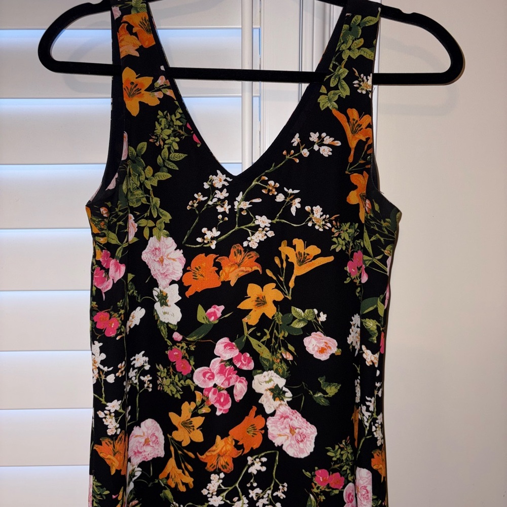 RW&CO. Silky Sleeveless Blouses